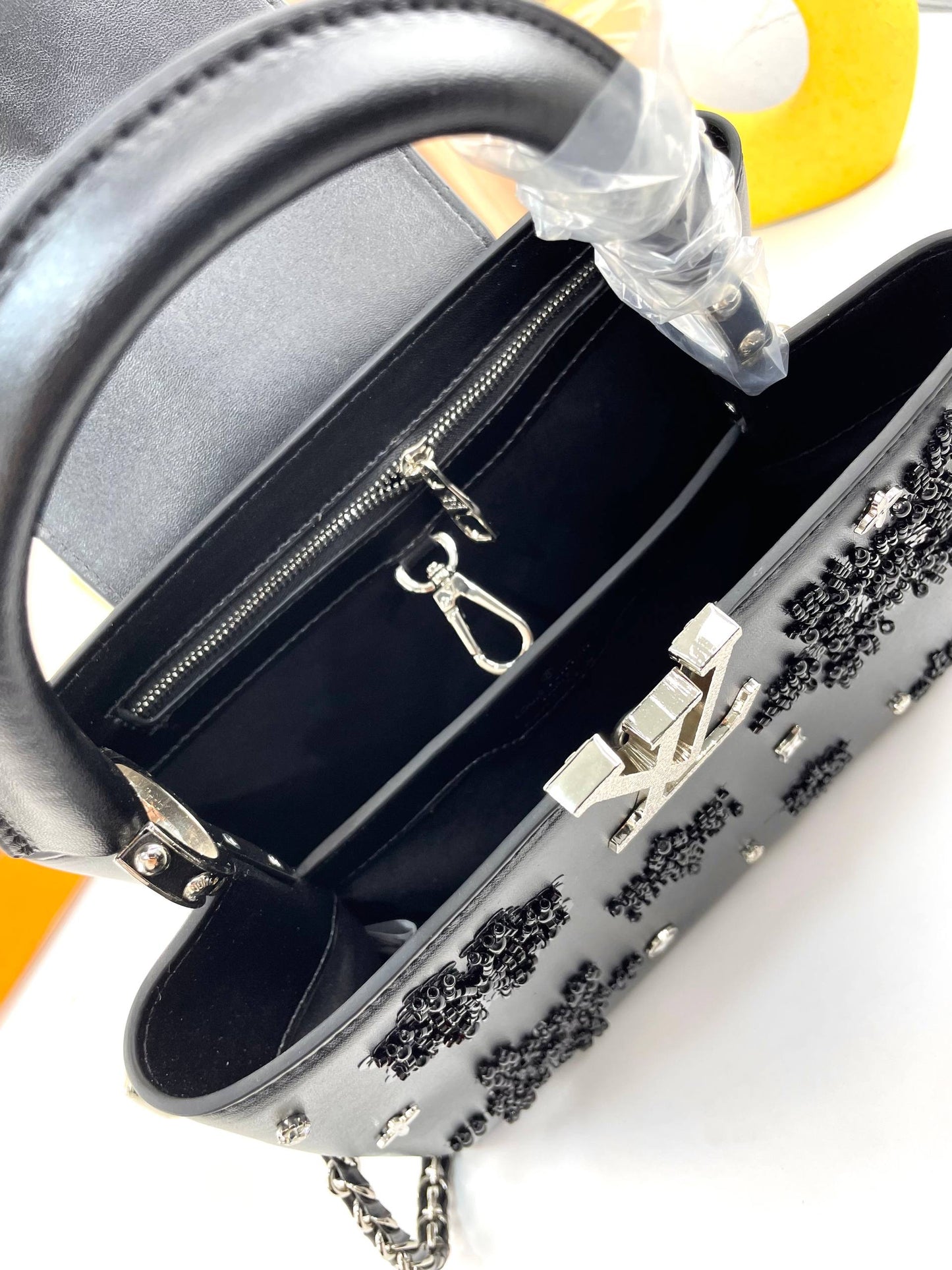 Louis Vuitton Capucines Mini