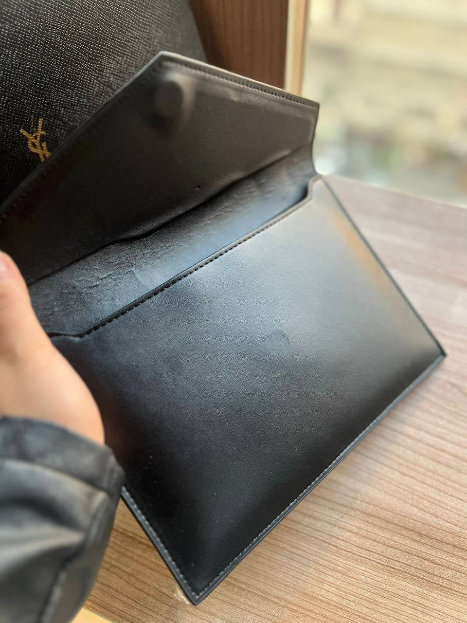 Ysl_ Yves Saint Laurent | Uptown Pouch