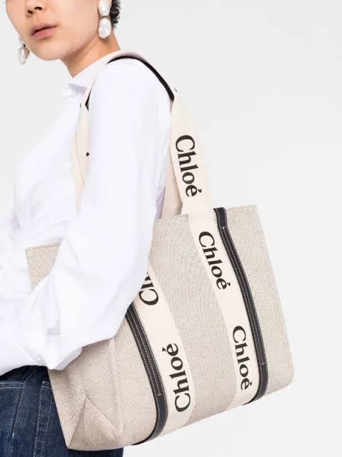 CHOLOÉ LARGE WOODY TOTE BAG
