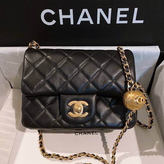 CHANEL