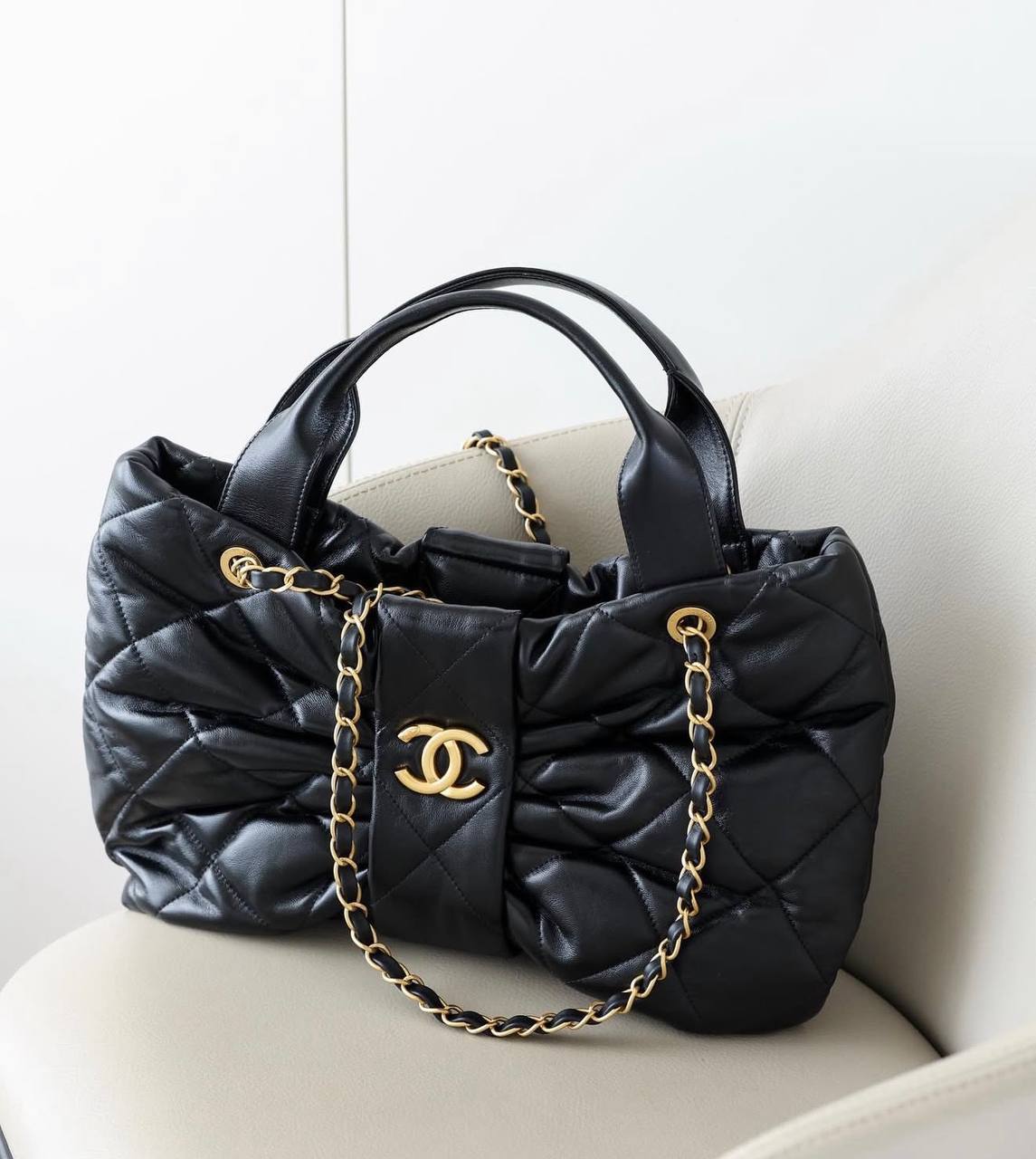 CHANEL MINI BOW BAG