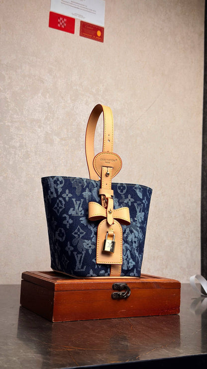 Louis Vuitton All In BB bag