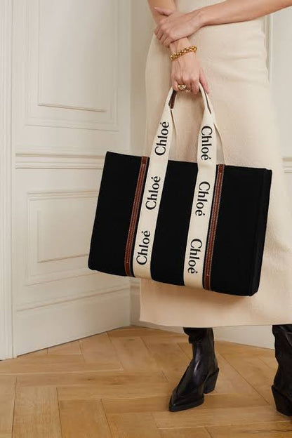 CHOLOÉ LARGE WOODY TOTE BAG