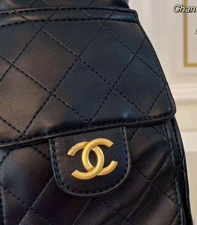 Chanel 25C bag