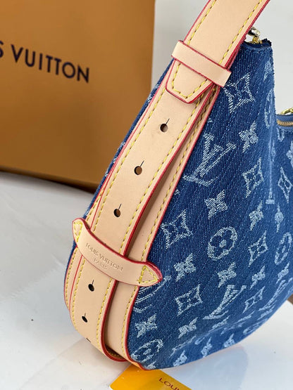 Louis Vuitton Loop bag