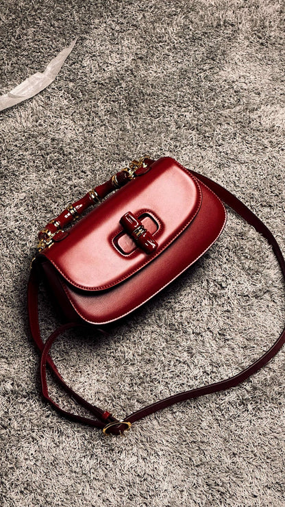 Gucci Bamboo Diva medium bag