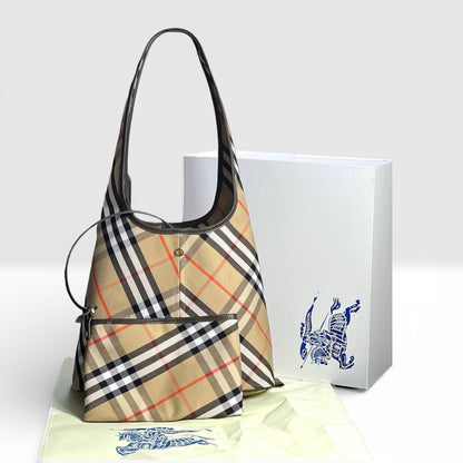 BURBERRY