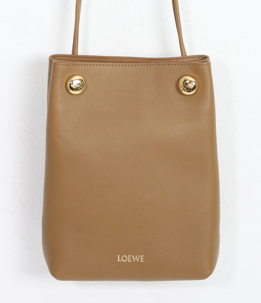 Loewe Pebble pouch