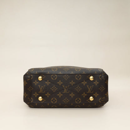 Louis Vuitton Medium Montaigne MM handbag