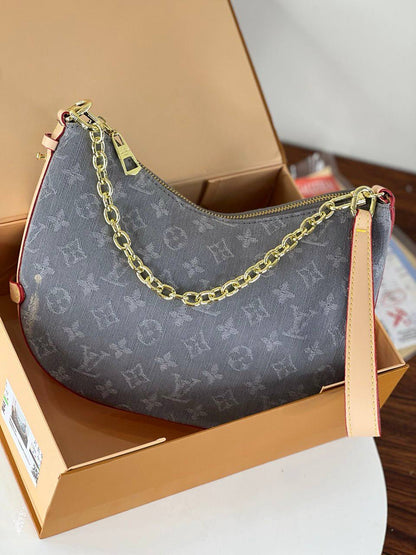 Louis Vuitton Loop bag