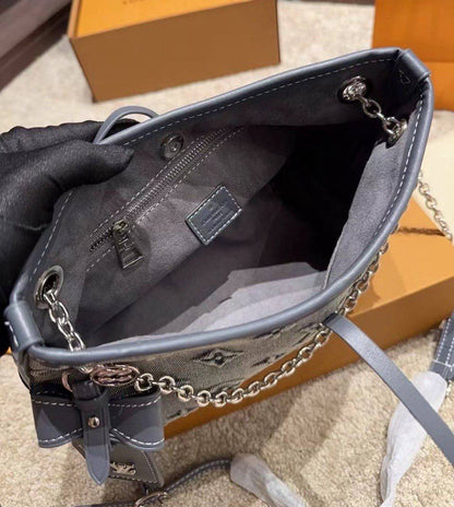 Louis Vuitton CarryAll BB bag