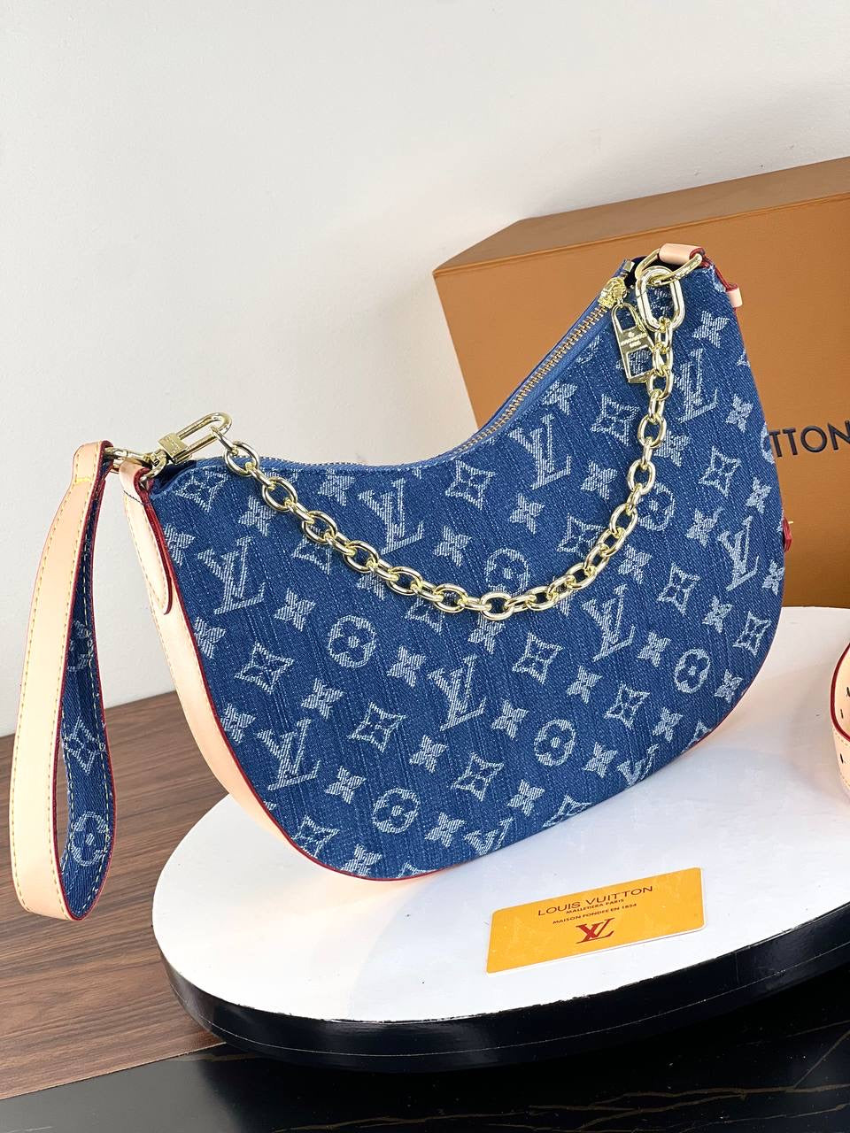 Louis Vuitton Loop bag