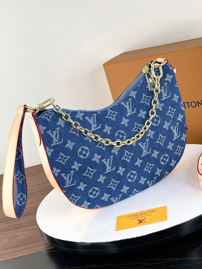 Louis Vuitton Loop bag