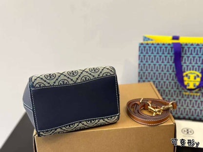 Tory Burch McGraw Small Bucket Bag