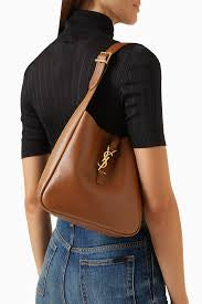 Saint Laurent Le 5 À 7 Hobo Bag