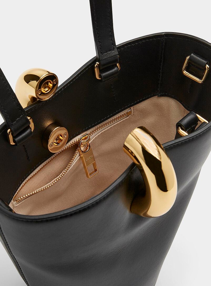 Jacquemus Le Petit Bambola bucket bag