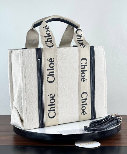 CHLOÉ MEDIUM WOODY TOTE BAG