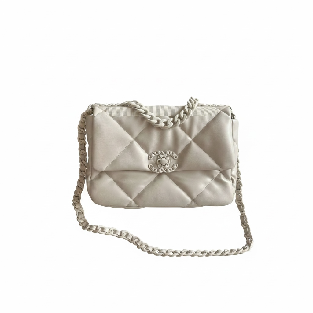 Chanel 19 flab