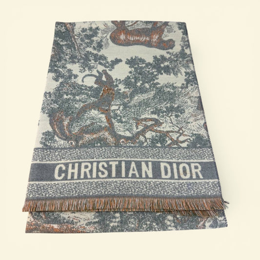 CHRISTIAN DIOR