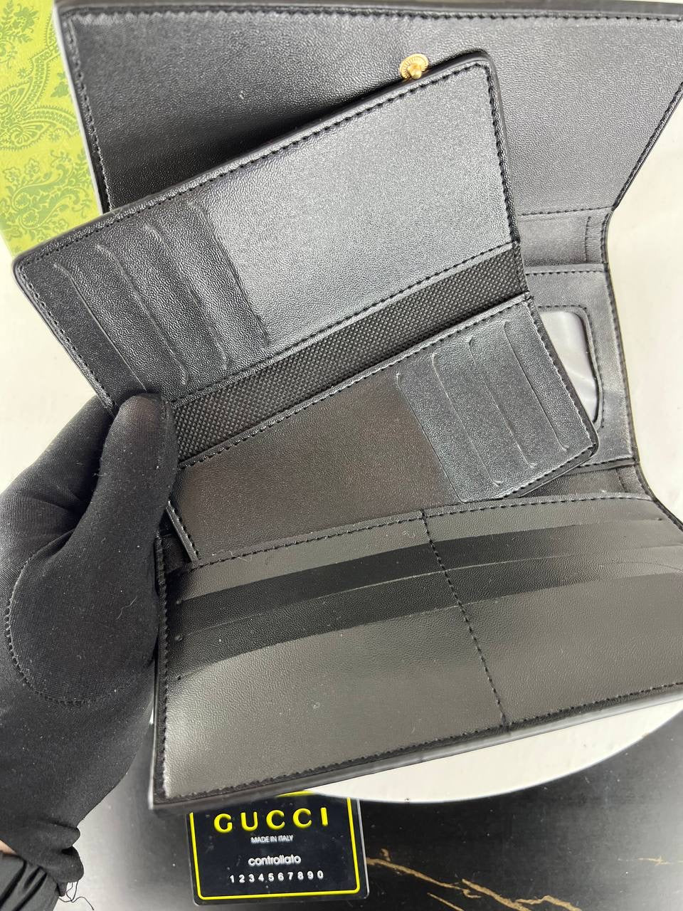 Gucci Queen Margaret GG Supreme Wallet