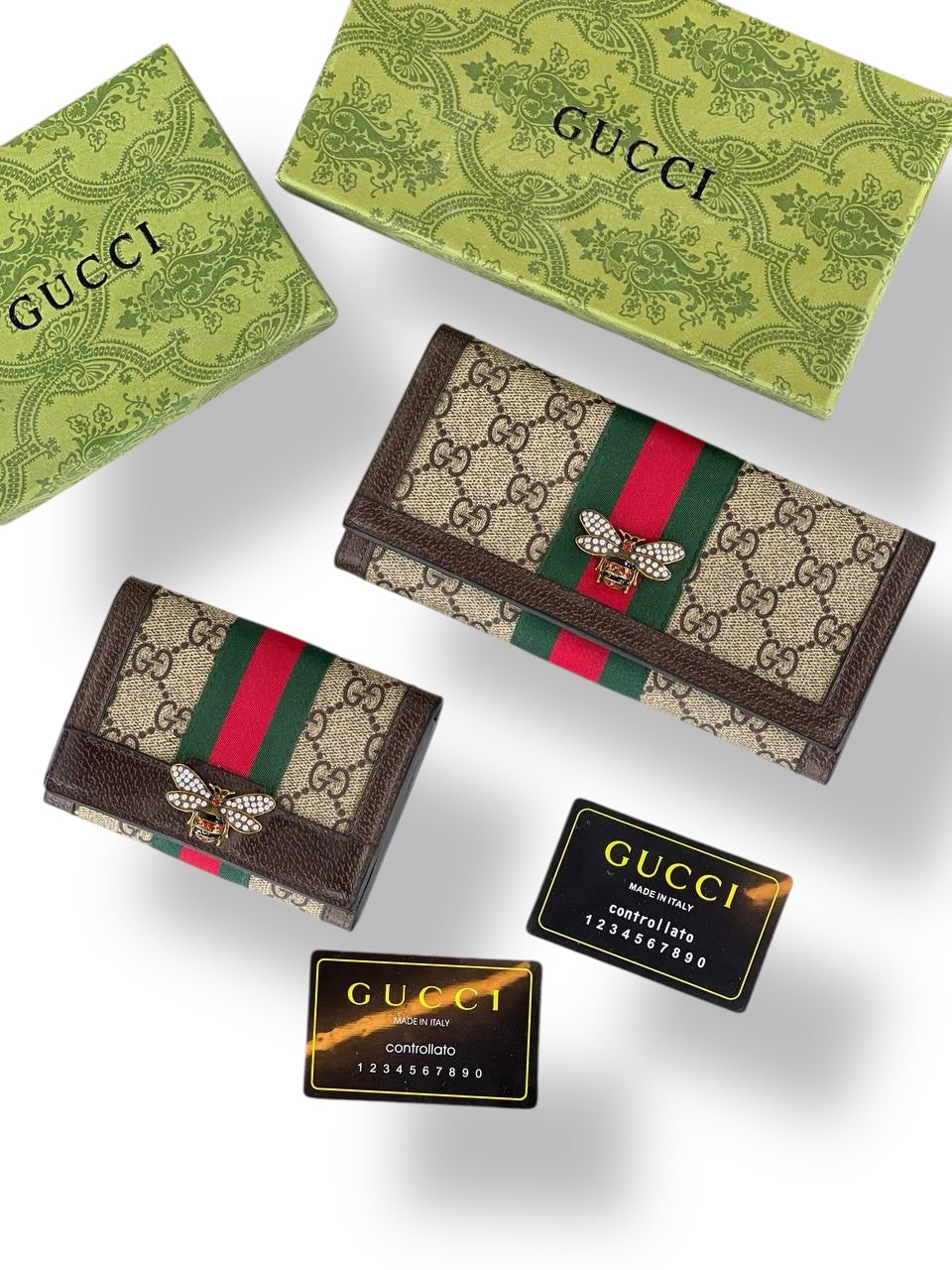 Gucci Queen Margaret GG Supreme Wallet